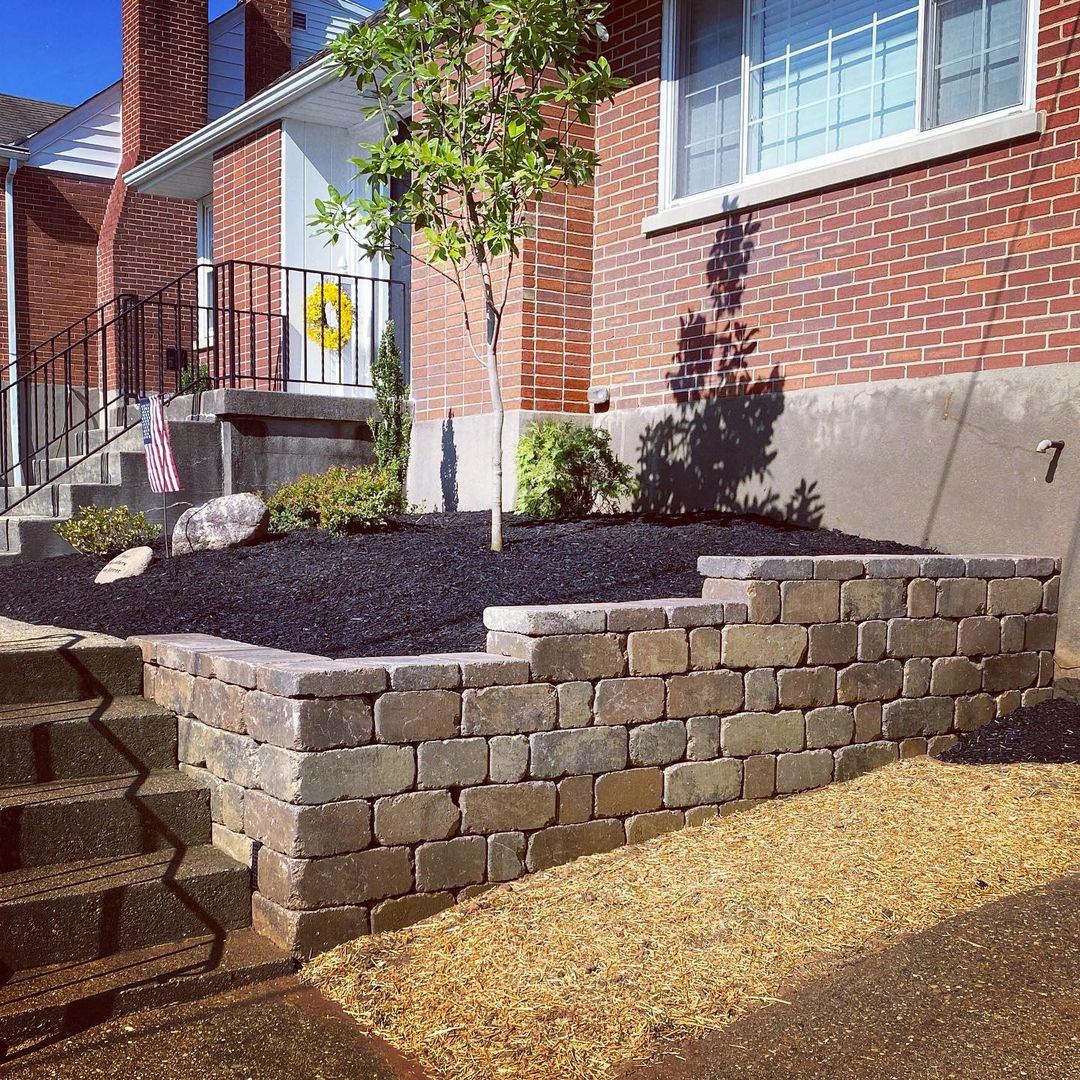 Drainage solution with wall installation